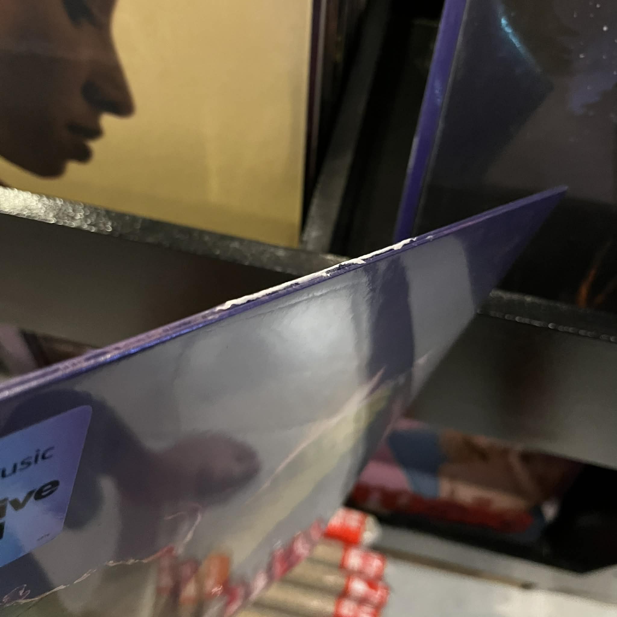 Maroon 5 - Love Is LIke